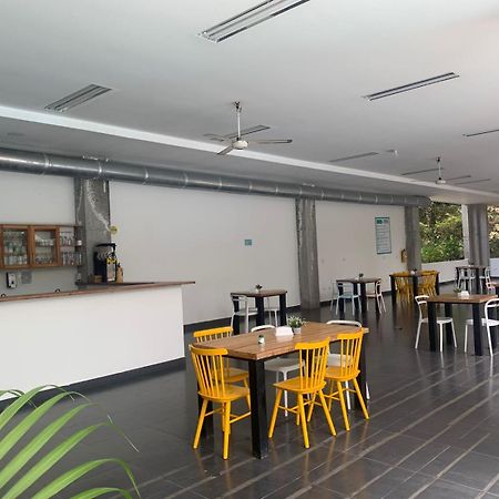 Hotel Puerto Triunfo Doradal Extérieur photo